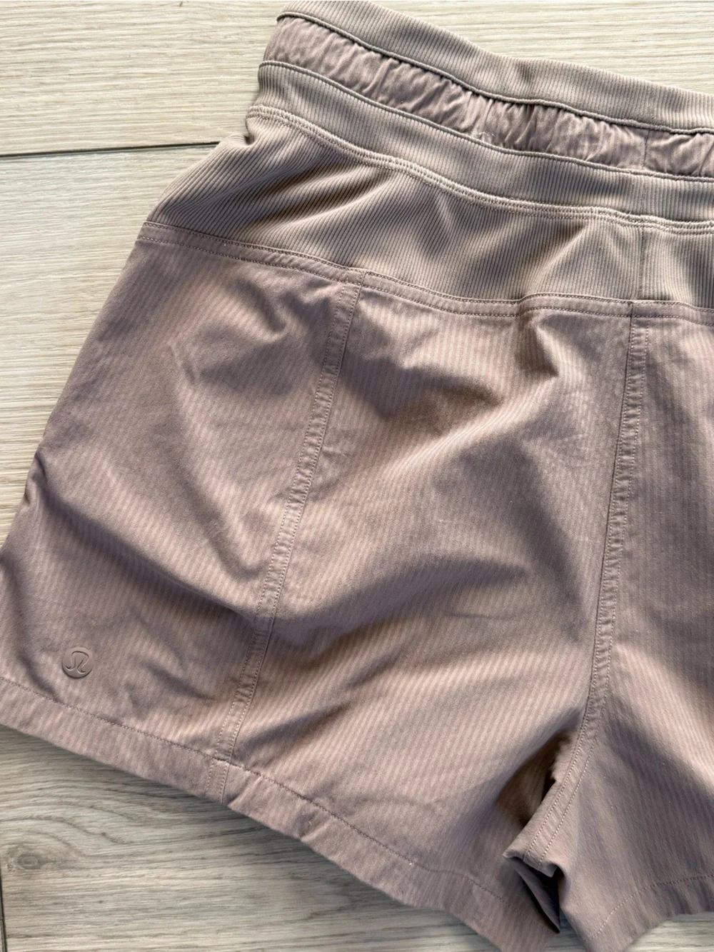 lululemon Dance Studio Evolve High-Rise Relaxed Short 3.5” - Mauve Taupe